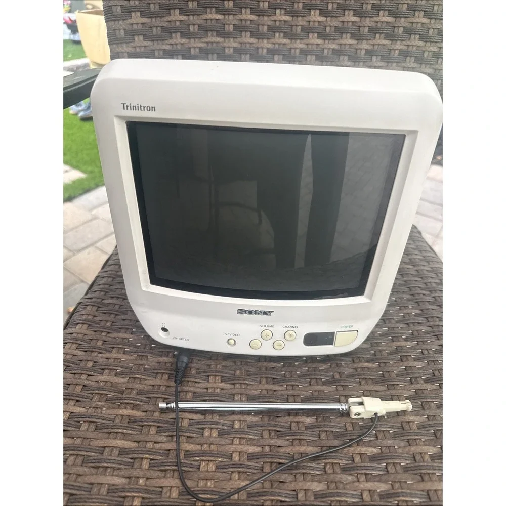Sony Trinitron KV-9PT50 9